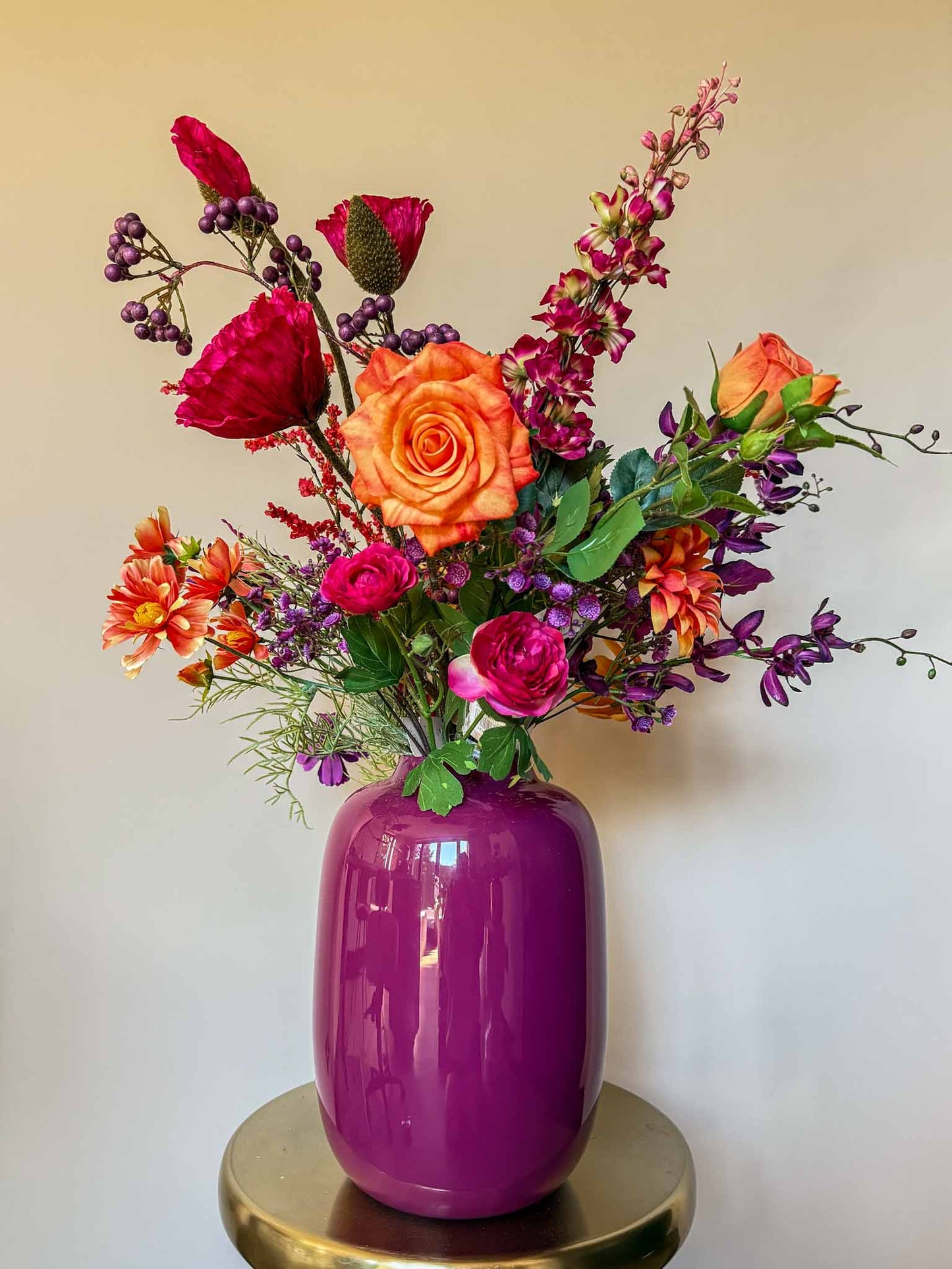 Stijlvol kunstboeket van hoogwaardige zijden bloemen, geschikt voor losse boeketten en bloemenabonnementen – By Bloomz.