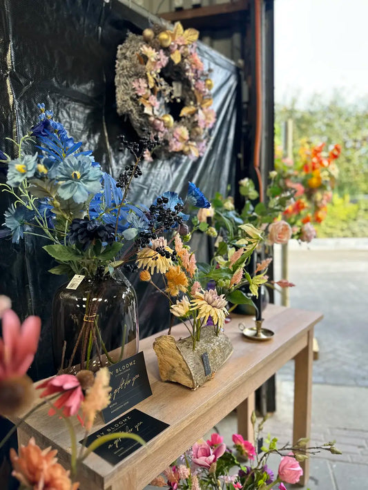 Open dag By Bloomz, inspiratie zijdebloemen zijdenbloemen planten vazen verven sieraden cadeaubonnen boeket op maat