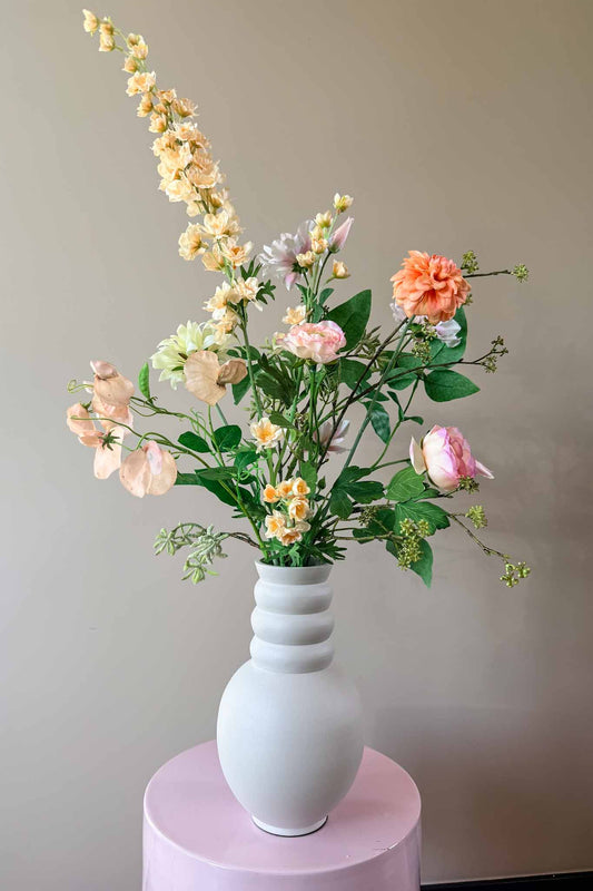 Stijlvol kunstboeket Floor met hoogwaardige naturel zijden bloemen van By Bloomz.
