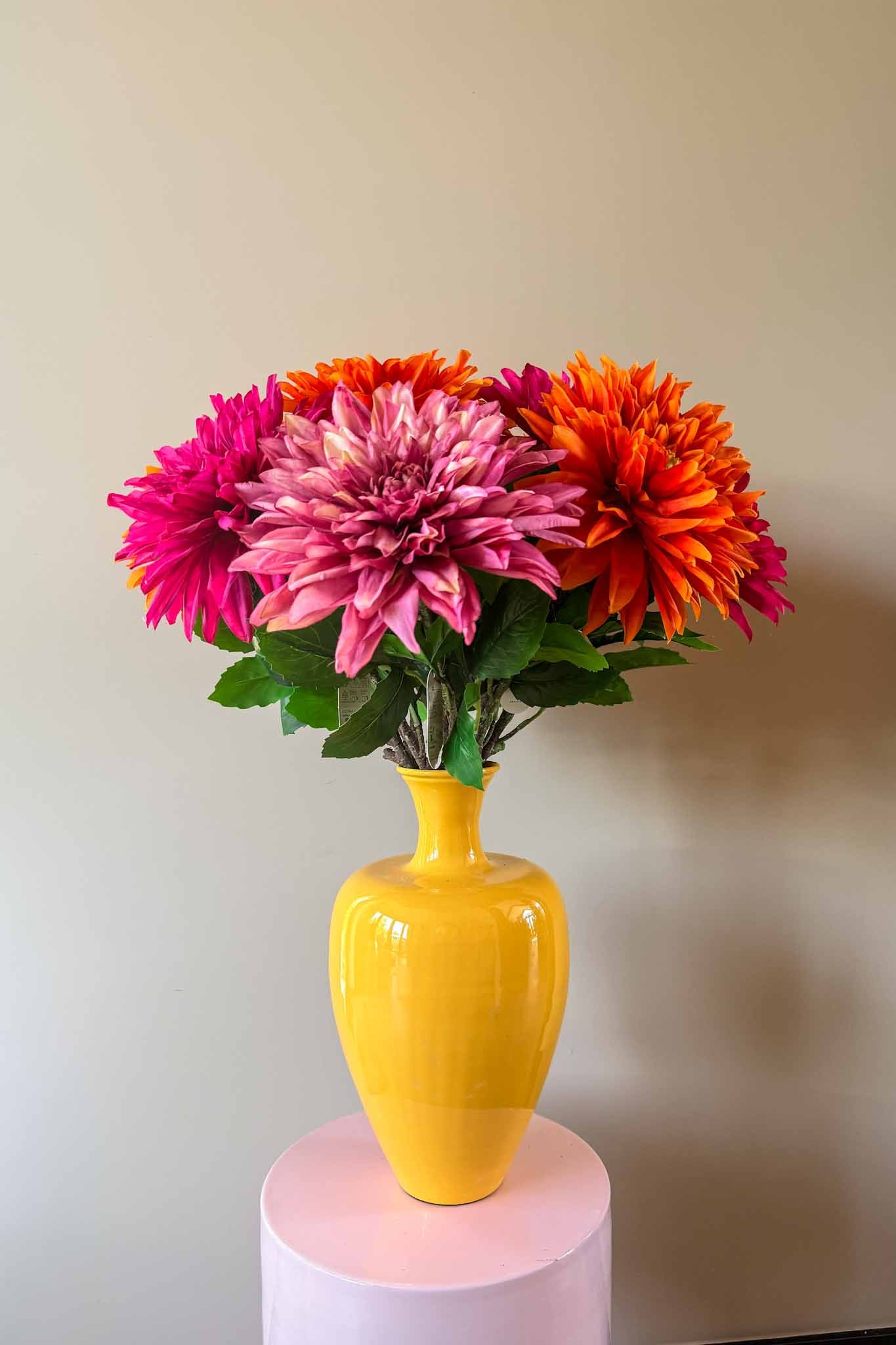 Grote losse Dahlia's van zijden bloemen