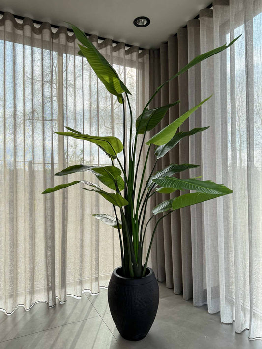 Hoge kwaliteit zijden plant Strelitzia grote bladeren, planten, groene zijdenplant. kunstbloemen in vaas van By Bloomz, boeket op maat, bloemen abonnement