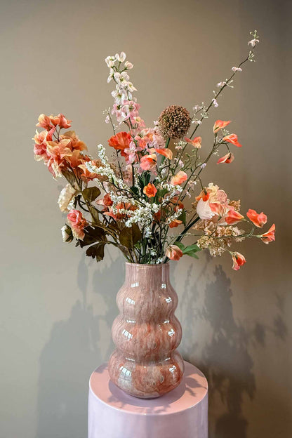 Voorjaarsboeket van zijden bloemen