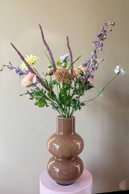 Stijlvol kunstboeket tender met hoogwaardige subtiele zijden bloemen van By Bloomz.