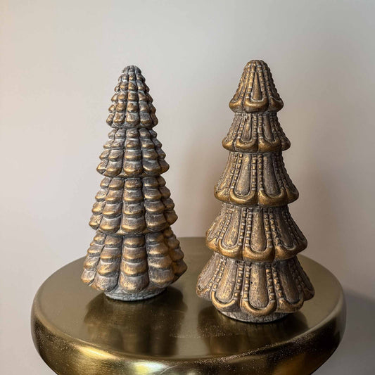 Gouden stenen decoratieboom van 25 cm hoog.