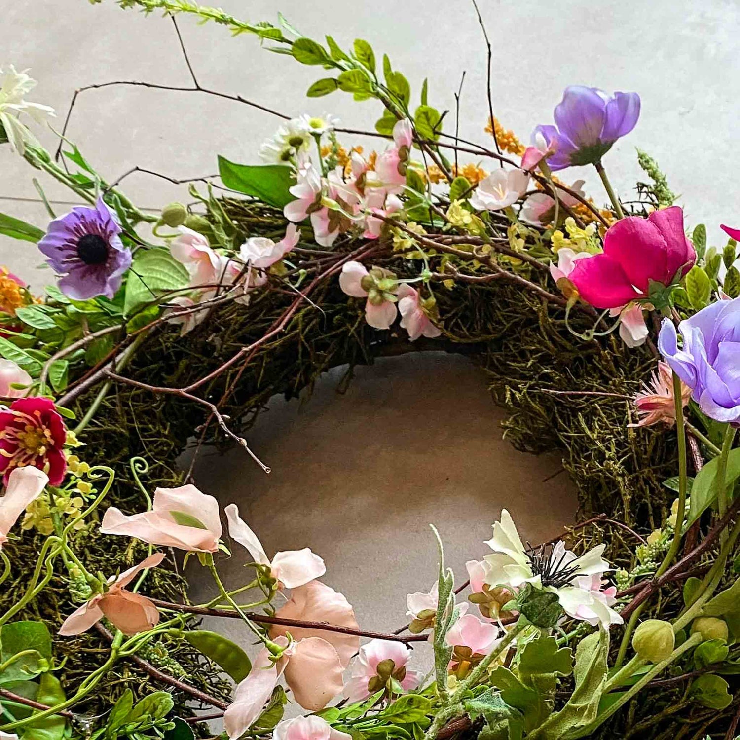 Creatieve bloemenworkshop krans maken