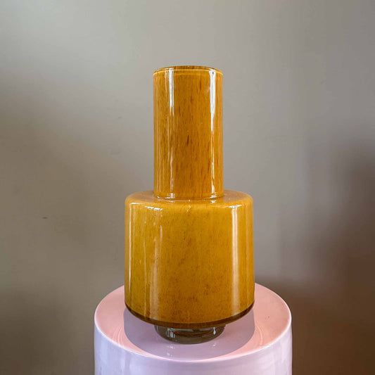 Stijlvolle vaas voor bloemen en interieur