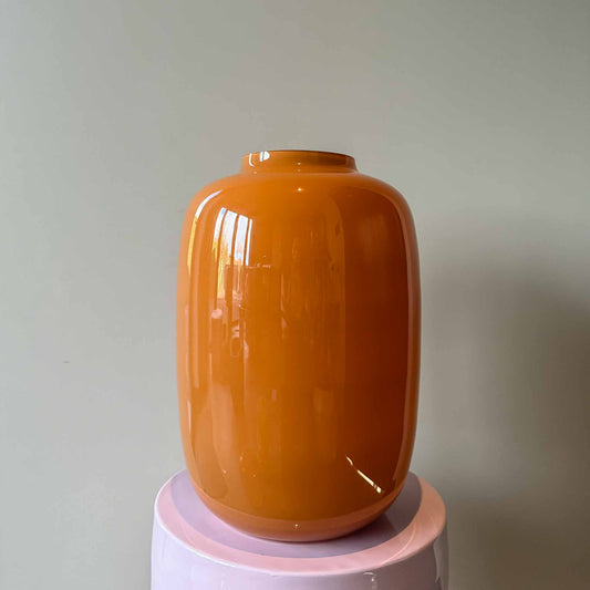 Stijlvolle vaas voor bloemen en interieur