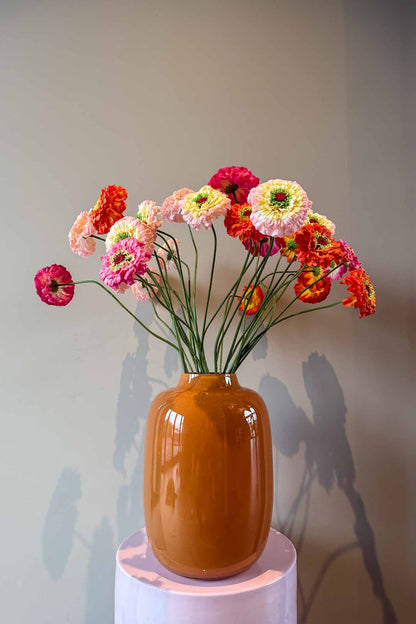 Voorjaarsboeket van zijden bloemen